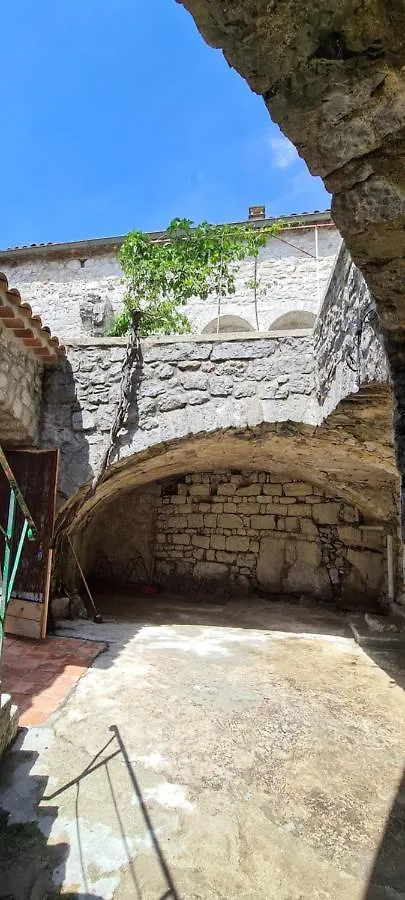 Magnifique maison en coeur de Balazuc, proche plages ardèche France