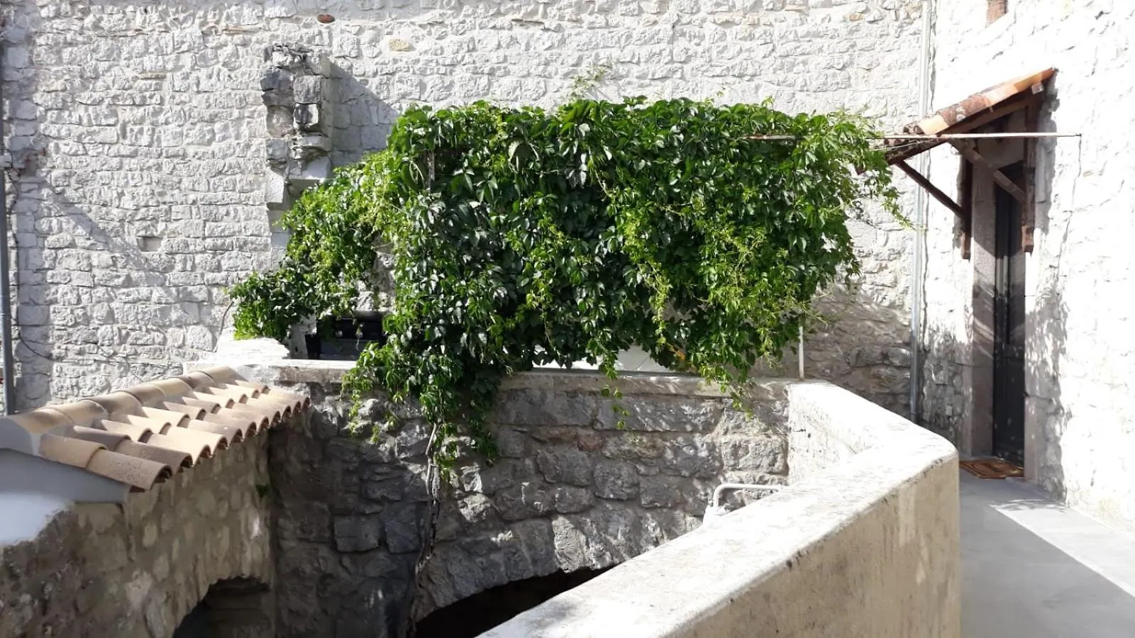 Holiday home Magnifique Maison En Coeur De Balazuc, Proche Plages Ardeche